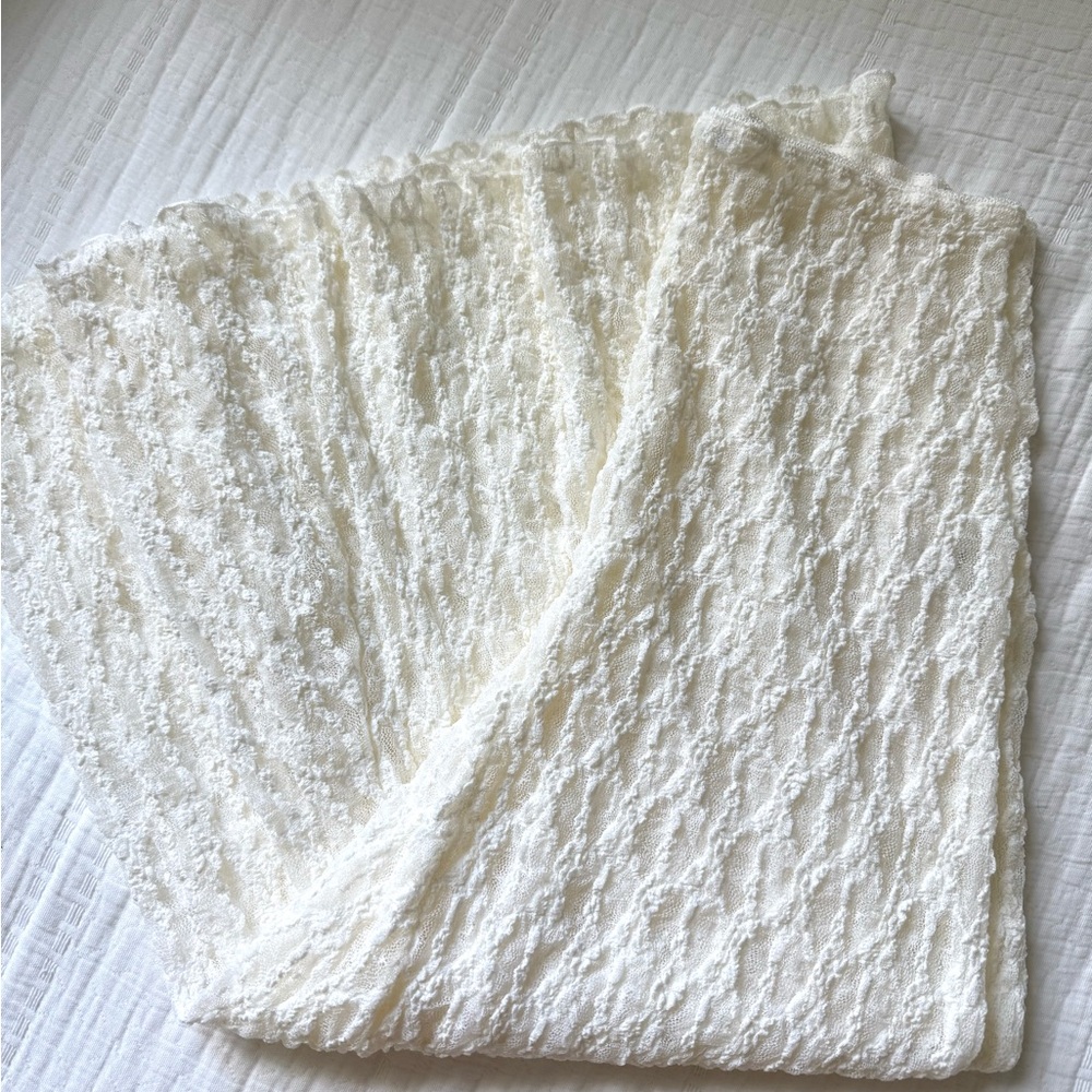 Zara Ivory lace skirt